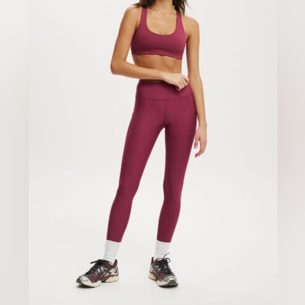aritzia x Tna butter legging